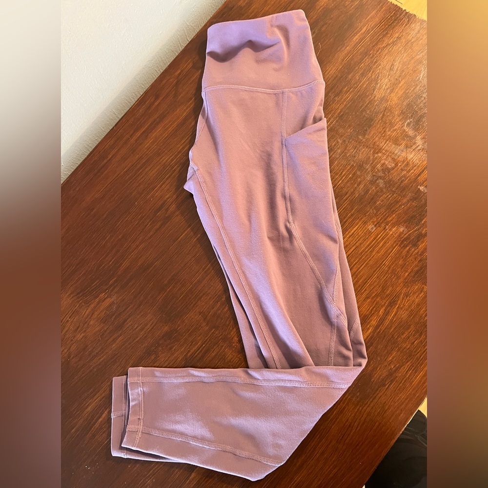 Purple leggings with pockets- NEVER WORN